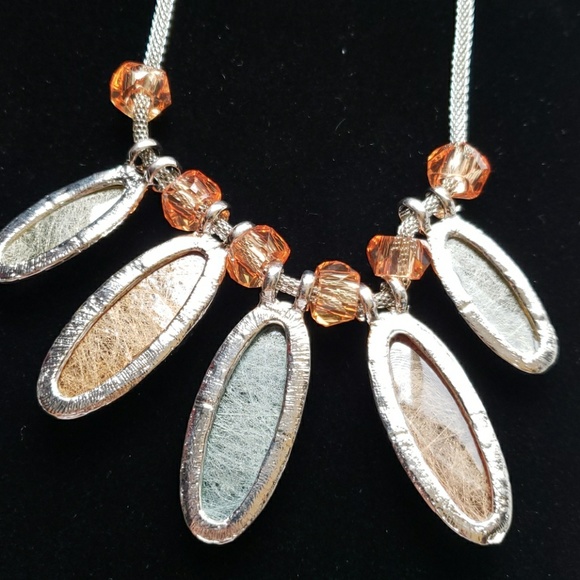 NWT Droplet Jewelry set - Picture 4 of 5